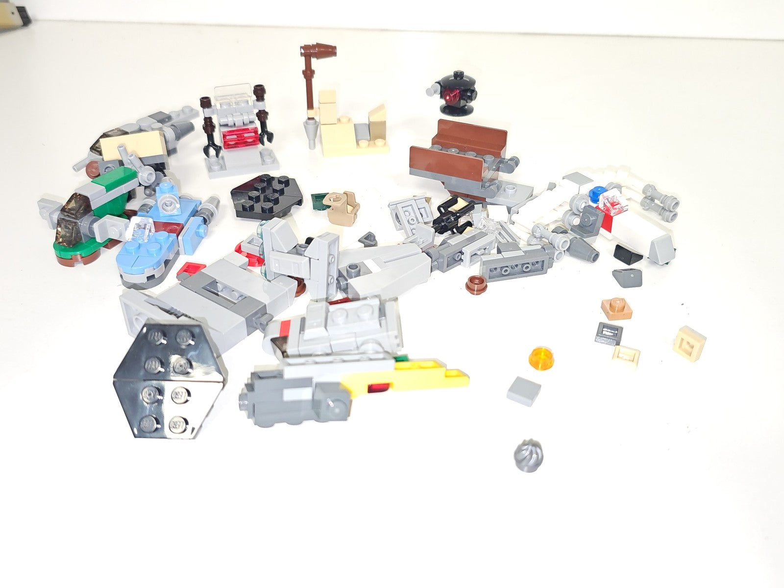 Petit lot Lego Star Wars et autres pièces Lego d'occasion, ensemble mixte comple