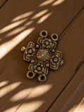 Pendentif vintage croix années 1950 métal doré motif floral bijou ancien