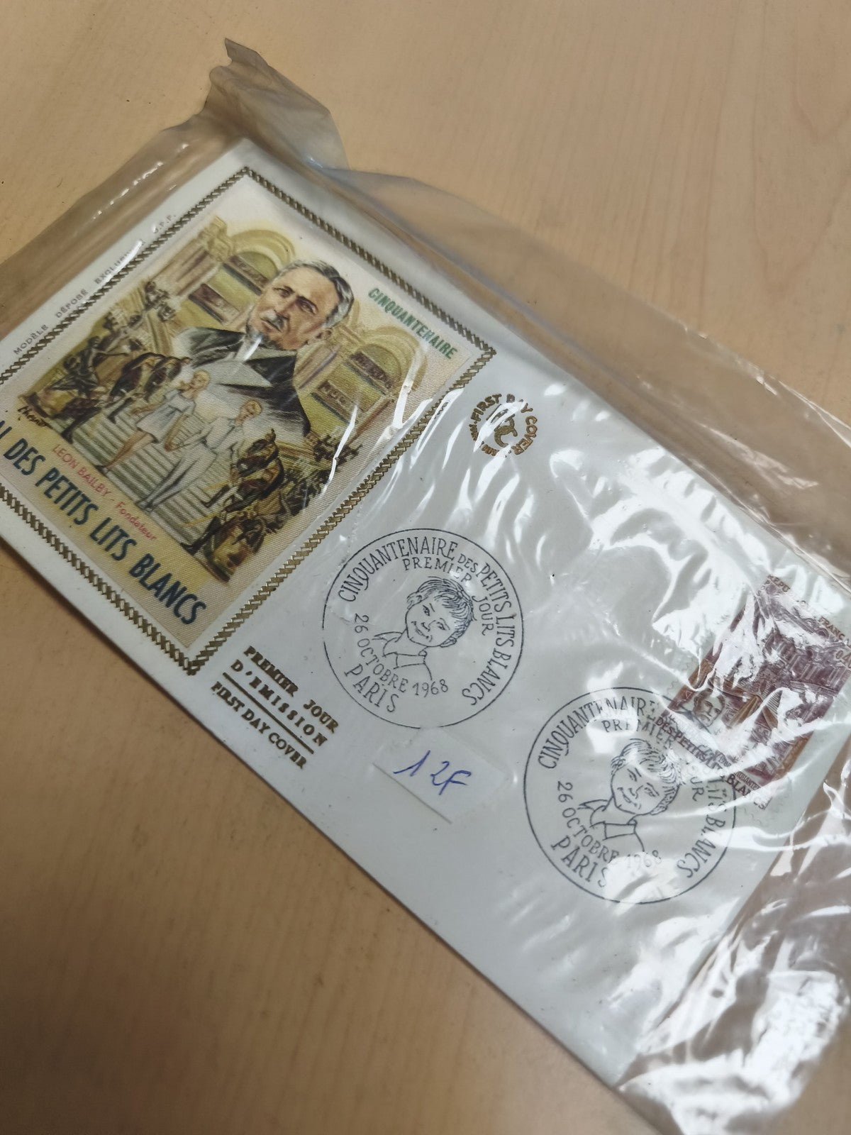 Enveloppe Premier Jour Célébration 1968 Cinquantenaire Petits Lits Blancs Paris