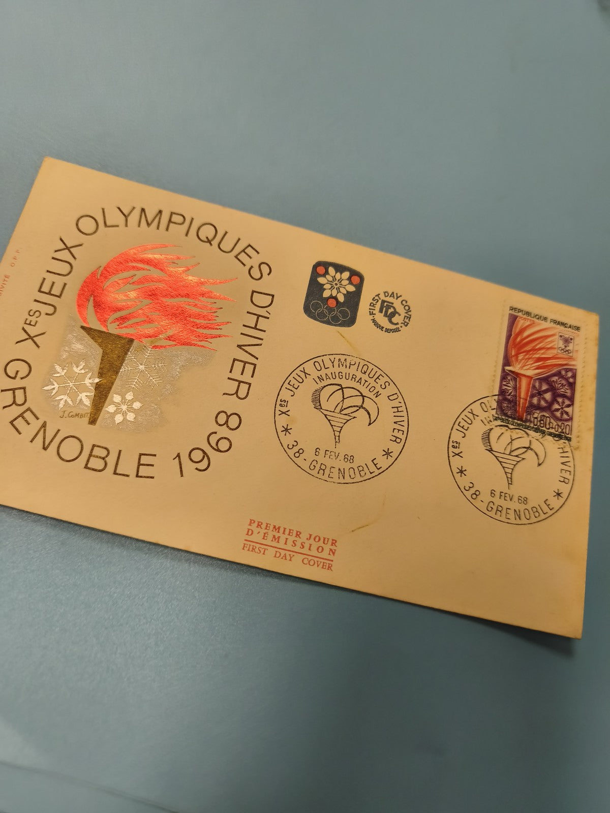 Enveloppe FDC Jeux Olympiques d?Hiver 1968 Grenoble flamme rouge