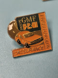 Vintage pin's GMF assurance auto orange collection publicitaire ancien