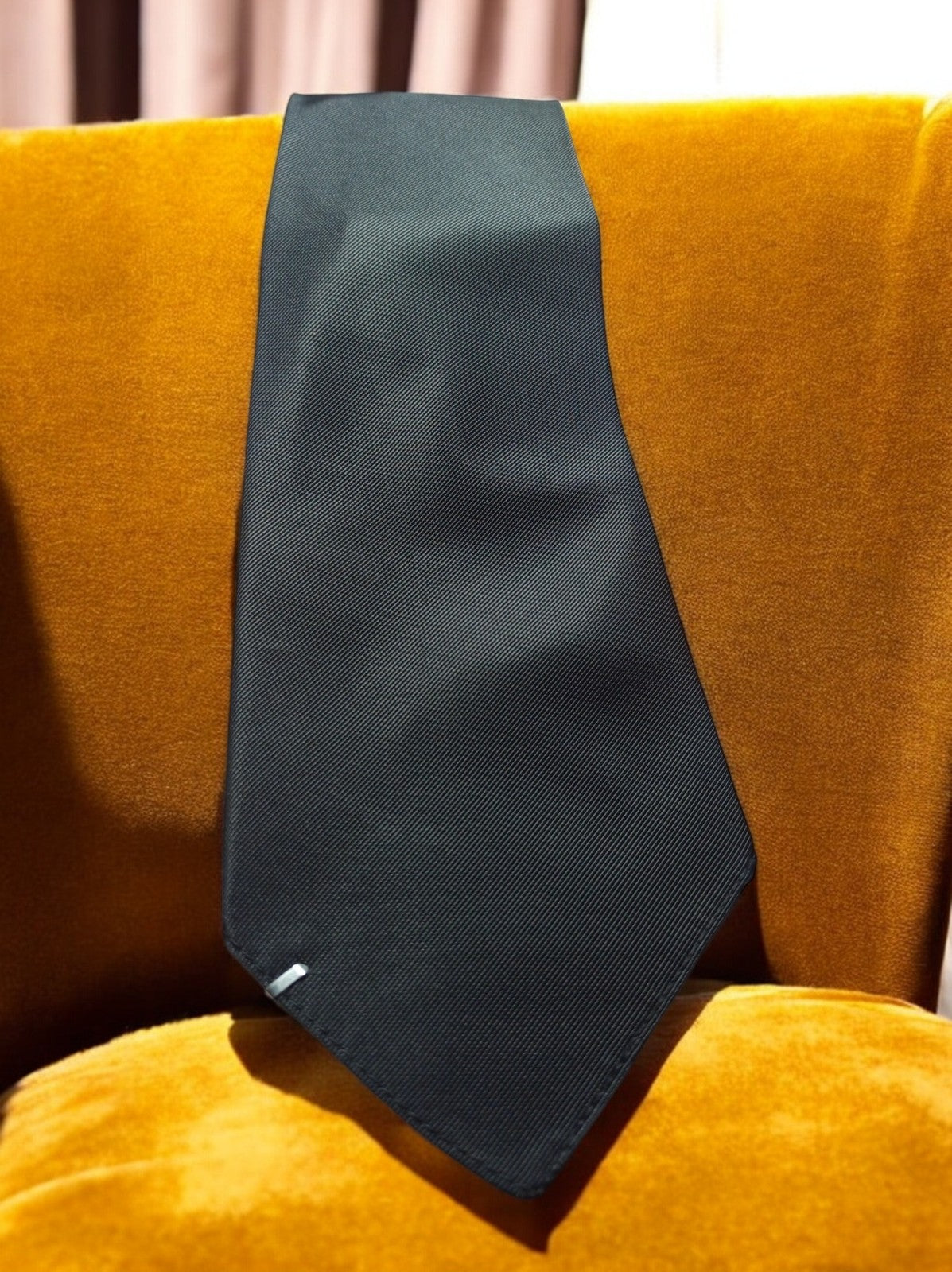 Cravate vintage Segalini noire, large, élégance rétro homme