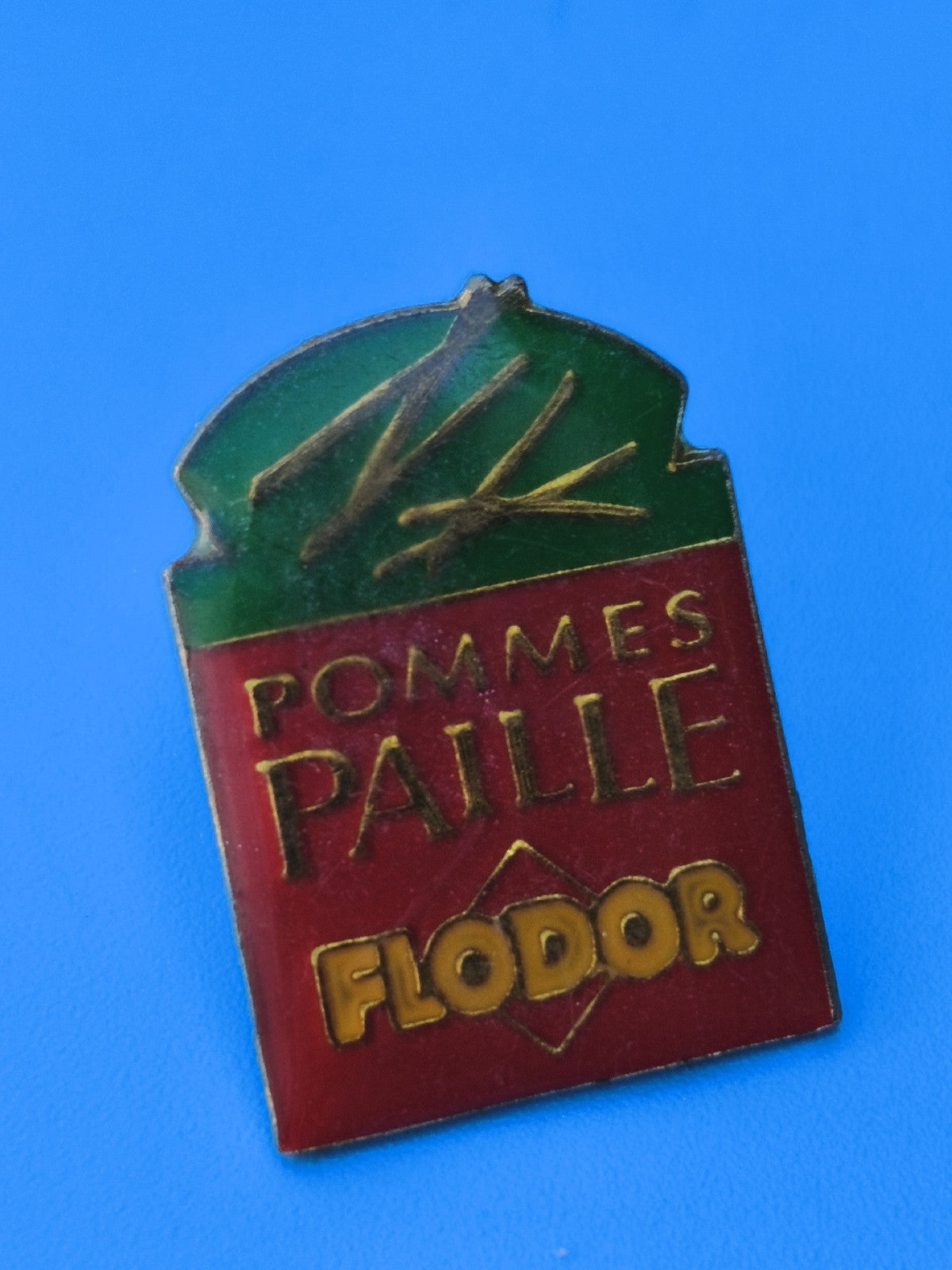 Pin's vintage Flodor pommes paille publicitaire, rouge vert, collection (Ref 8)