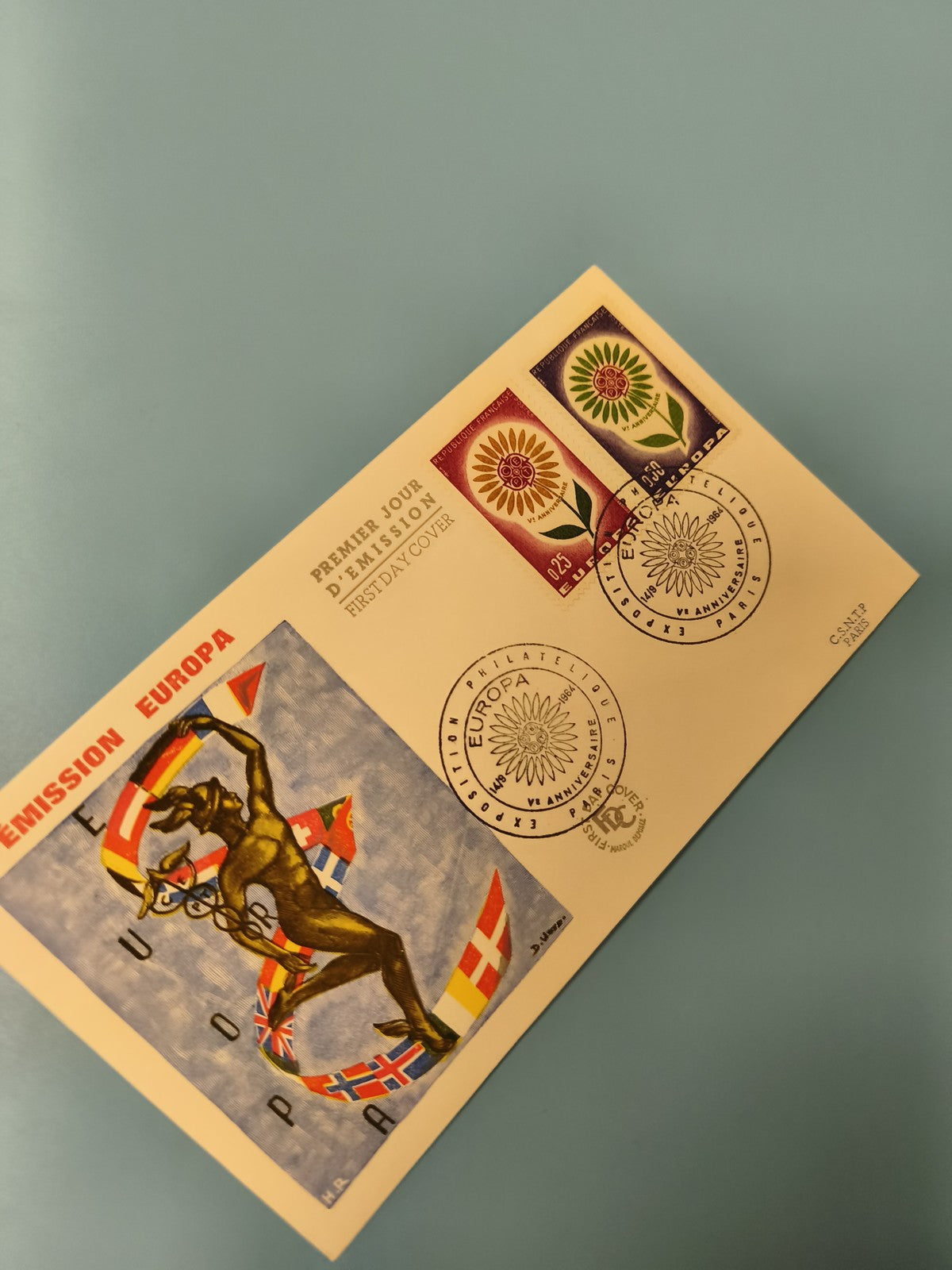 Enveloppe Premier Jour d?Émission FDC Europa avec timbres fleurs et illustration