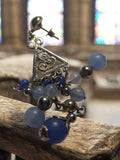 Boucle d’oreille vintage années 70, pampilles perles bleues, pièce unique