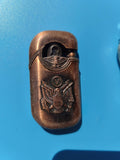 Ancien briquet publicitaire vintage bronze motif aigle américain en l'état