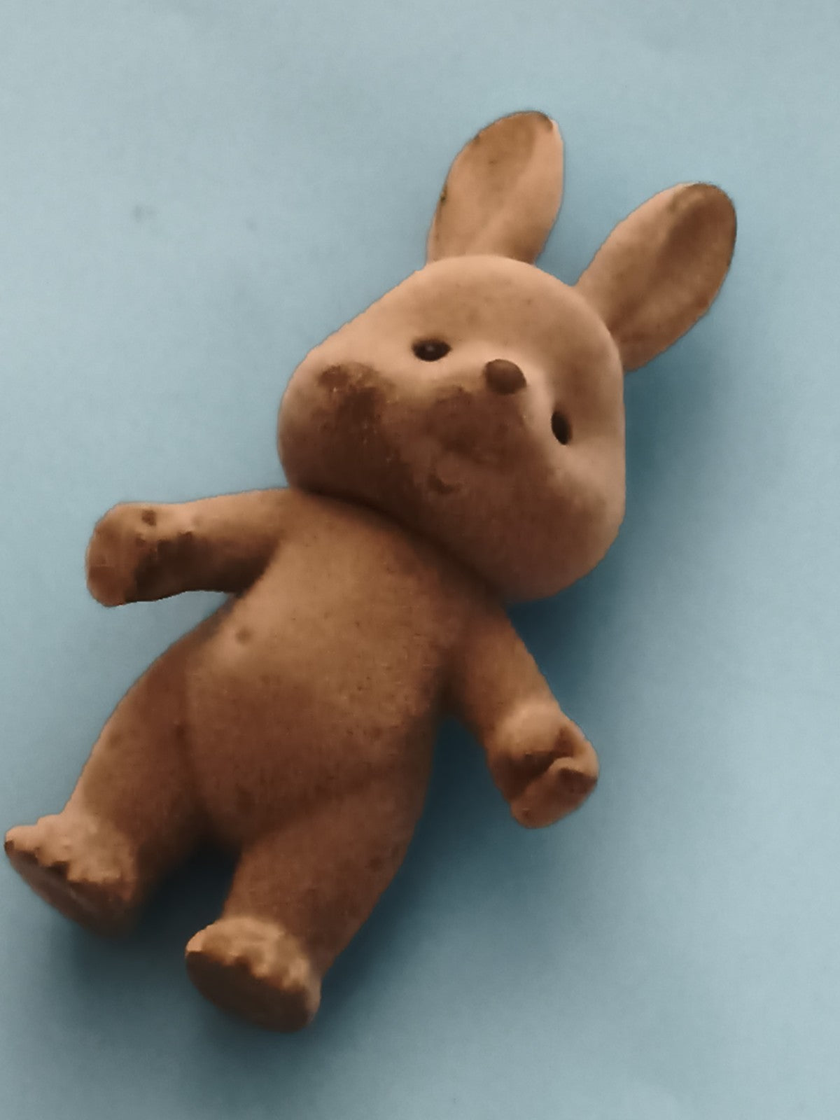 Figurine lapin Sylvanian aspect velours marron jouet animal miniature