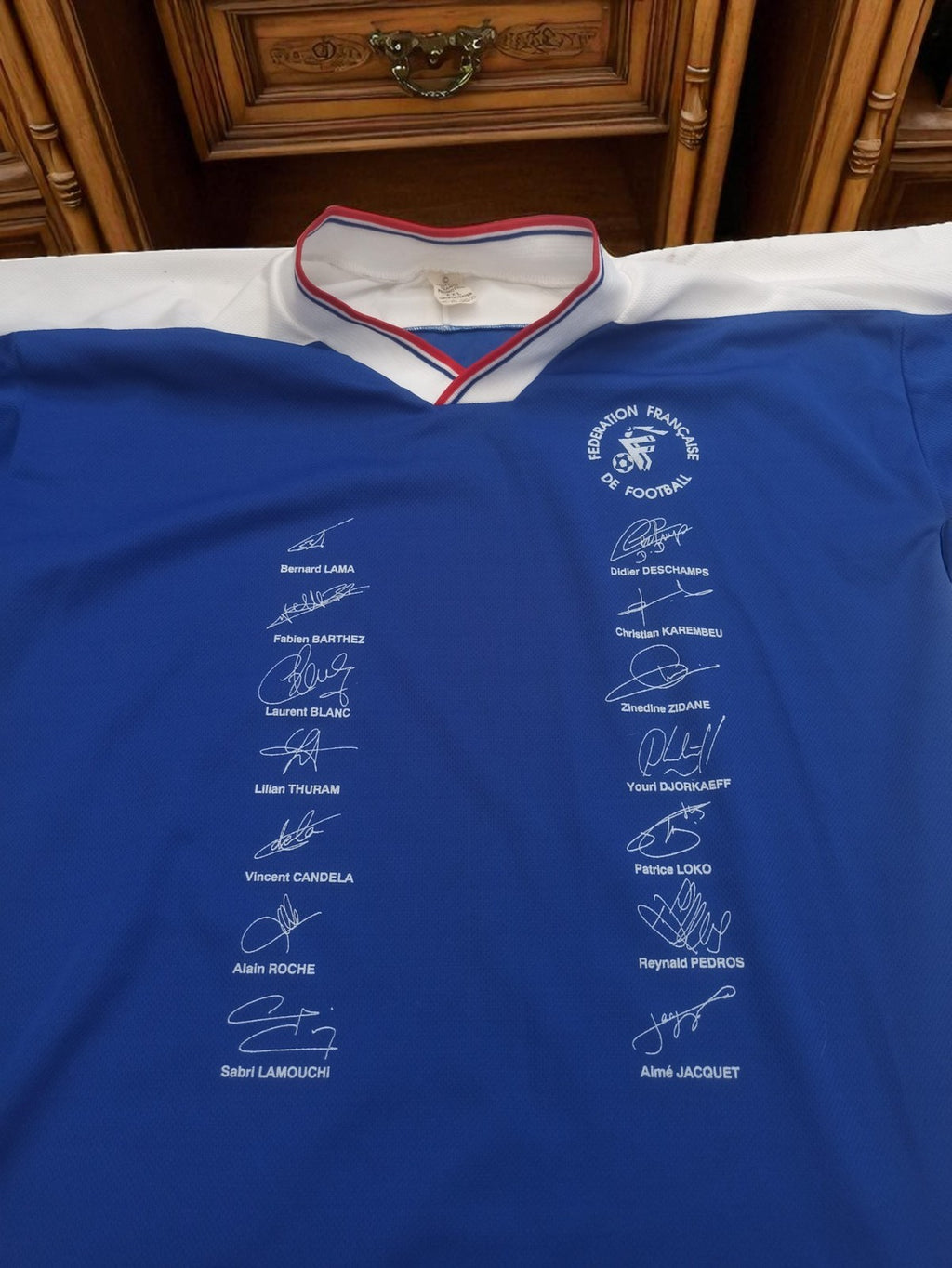 Maillot vintage FFF bleu signatures Coupe du Monde 98 promotionnel XXL ancien