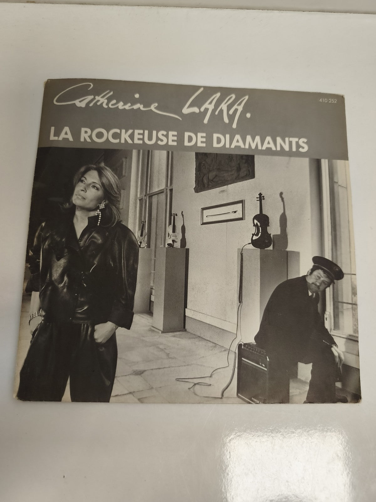 Vinyle 45 tours Catherine Lara La Rockeuse de Diamants pochette photo noir et bl