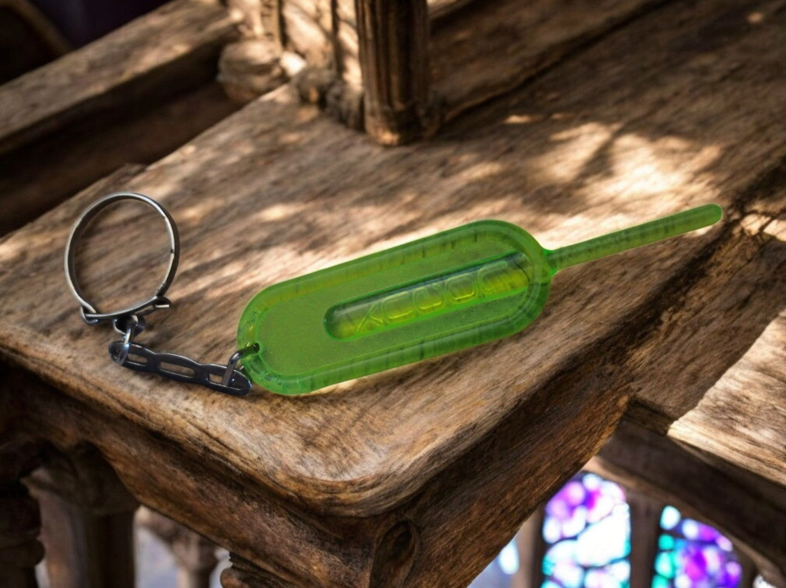 Porte-clés publicitaire vintage vert translucide rétro France accessoire années