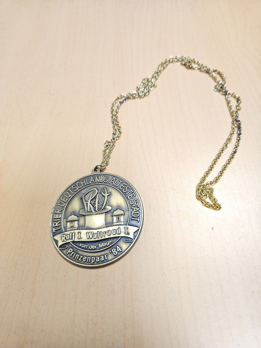 Vintage médaille ancienne Jahre Augusta Treverorum collection numismatique rare