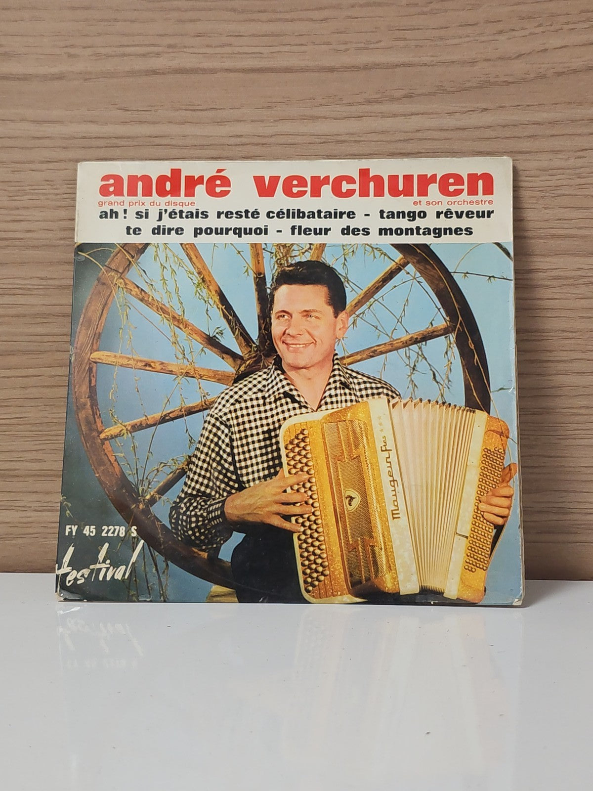 Vintage 45 tours ancien disque vinyle André Verchuren collection rétro musique