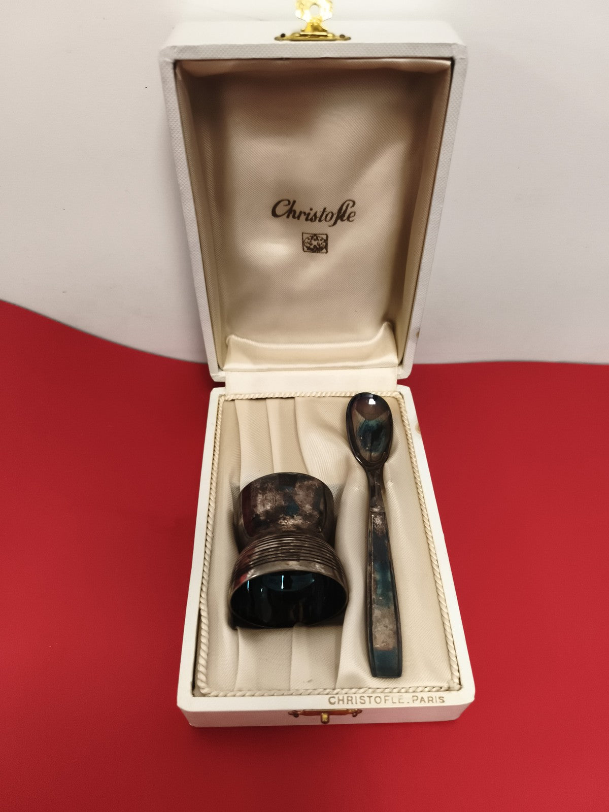 Set coquetier et cuillère Christofle ancien, coffret d’origine, finition argenté