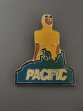Pin's rétro ancien Pacific badge vintage collection années 80 90 accessoire rare
