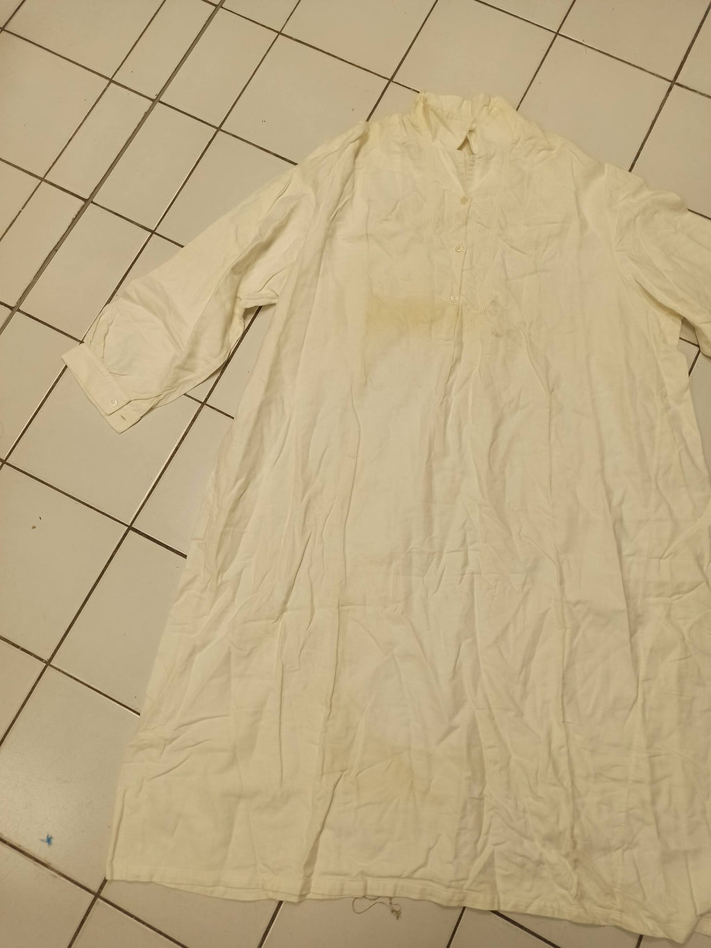 Robe ancienne brodée vintage années 1920 petite taille rétro collection femme