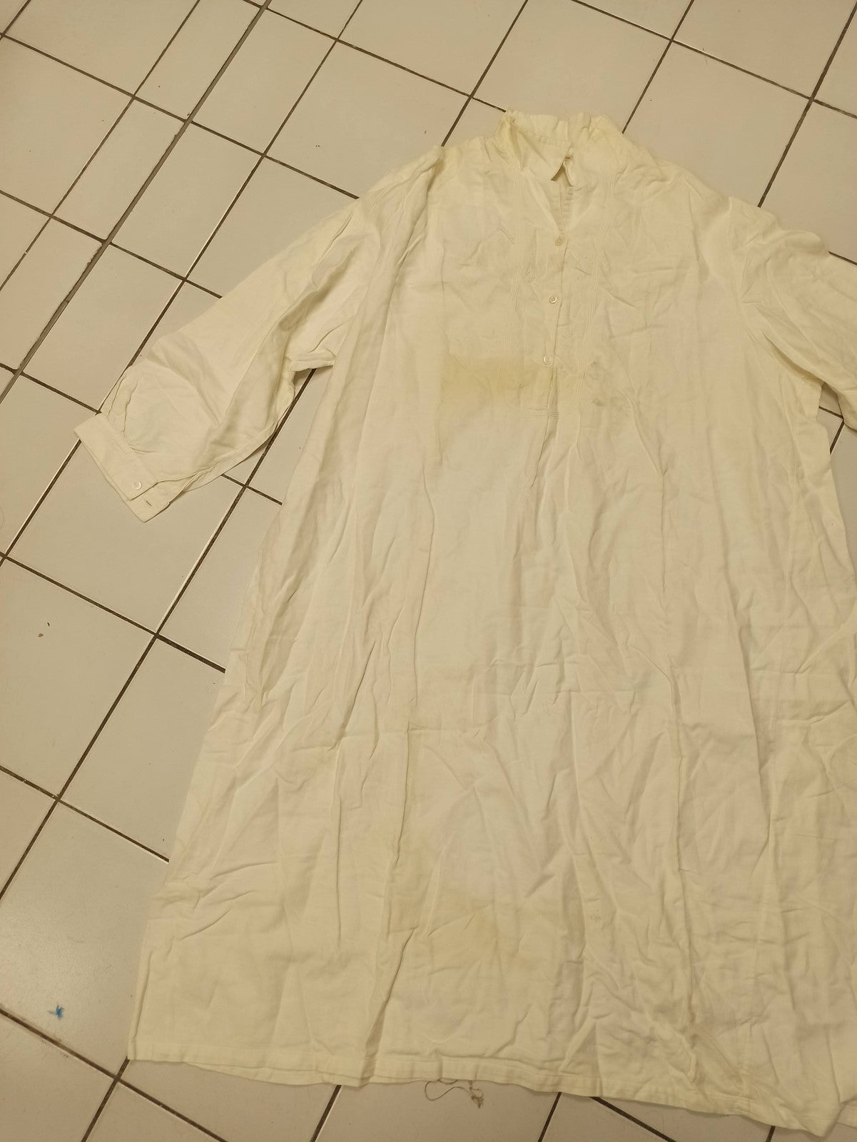 Robe ancienne brodée vintage années 1920 petite taille rétro collection femme