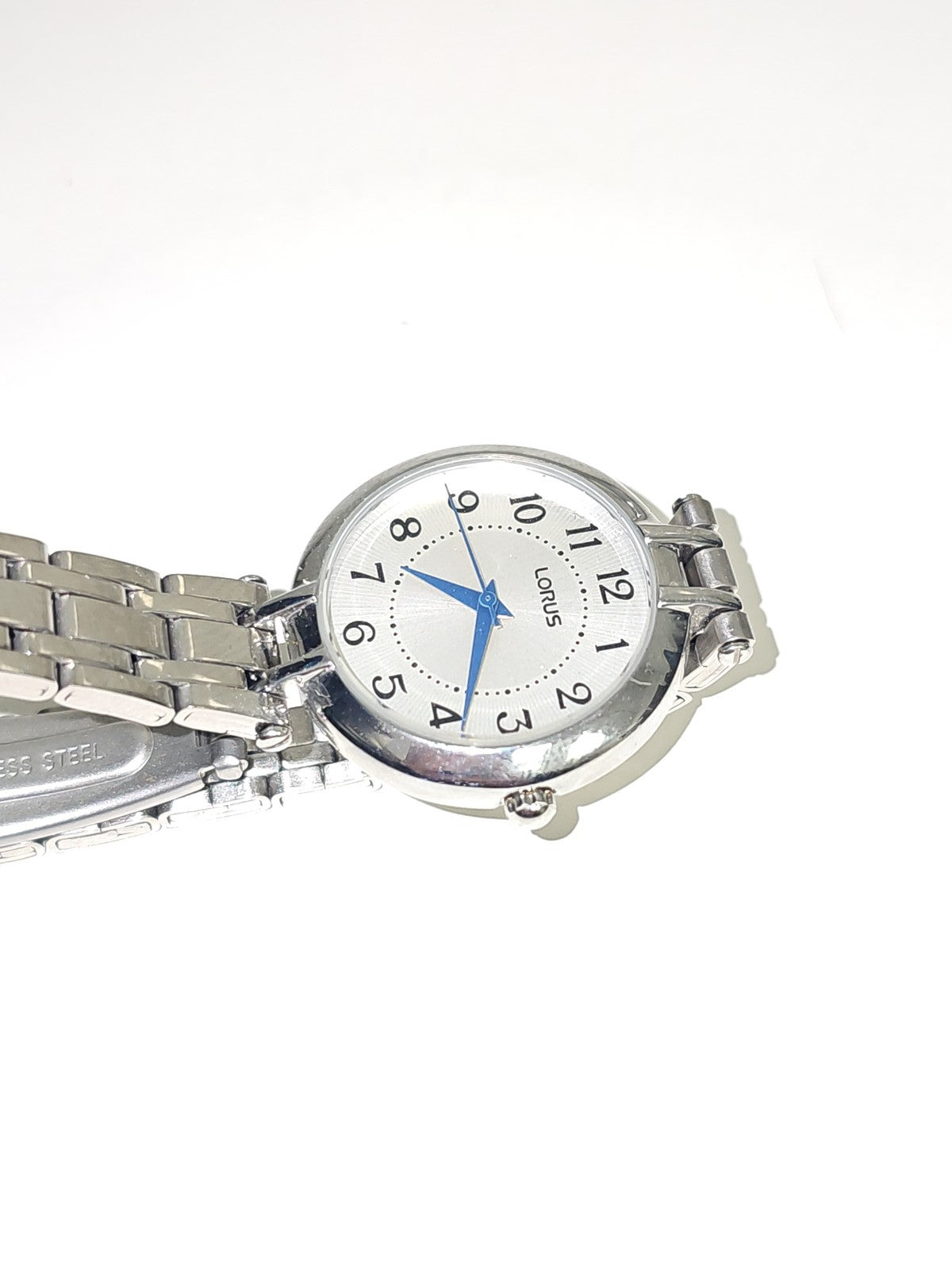 Montre femme Lorus fonctionnelle, élégante, montre-bracelet occasion fiable