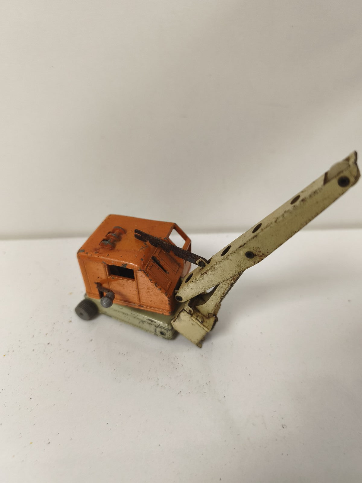 Vintage Corgi Toys 1128 Priestman Luffing Shovel grue miniature orange