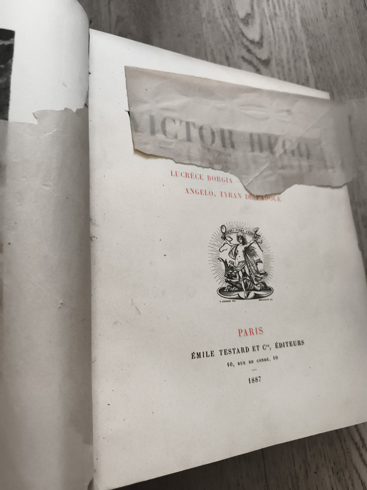 Lot 5 livres reliés Victor Hugo Édition Nationale cuir noir XIXe