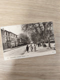 Carte postale ancienne Tarascon Le Cours National LL photo vintage noir et blanc