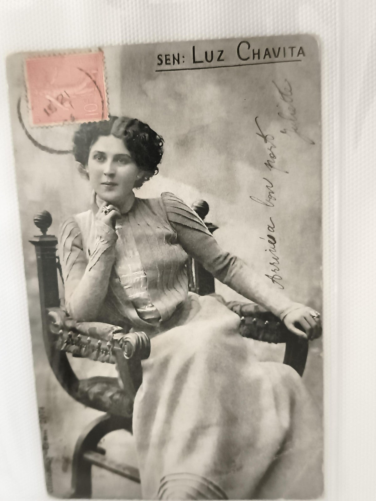 Carte postale ancienne Luz Chavita portrait photo sépia timbre CPA début XXe