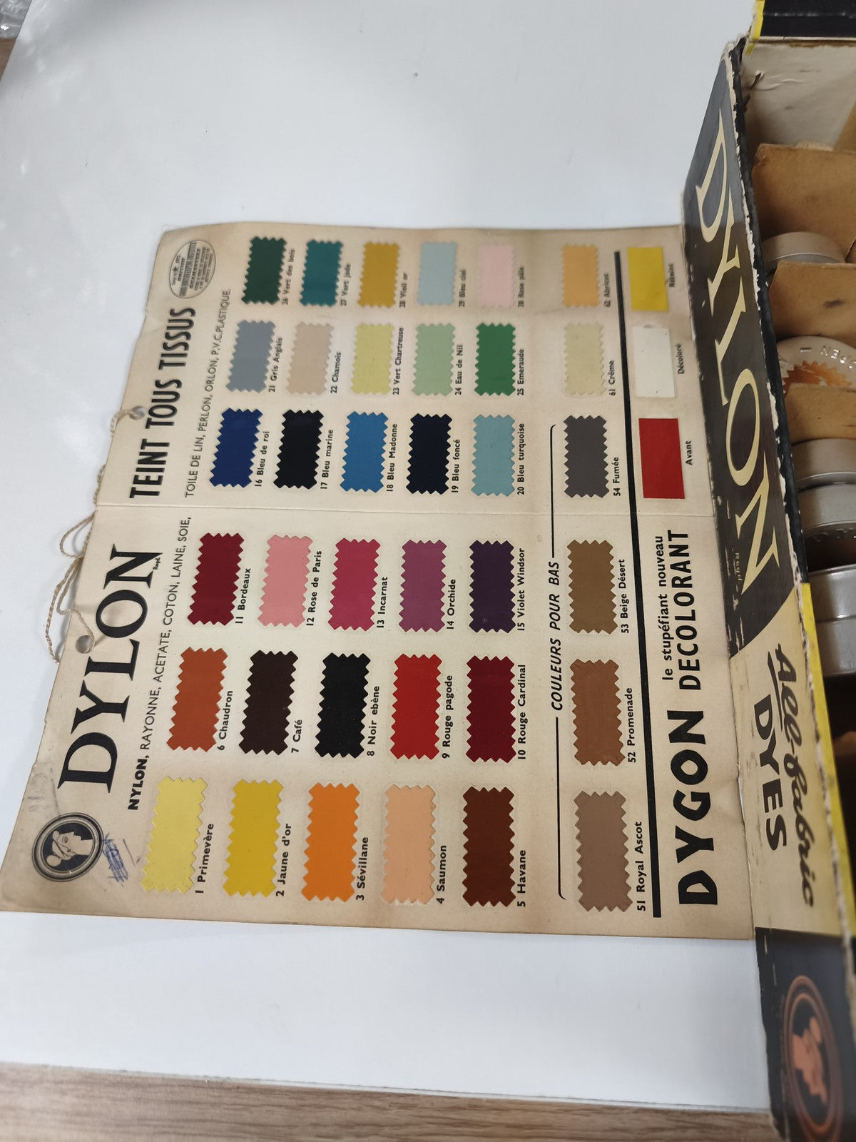 Vintage Dylon présentoir teintures tissu publicitaire ancien boîte métal