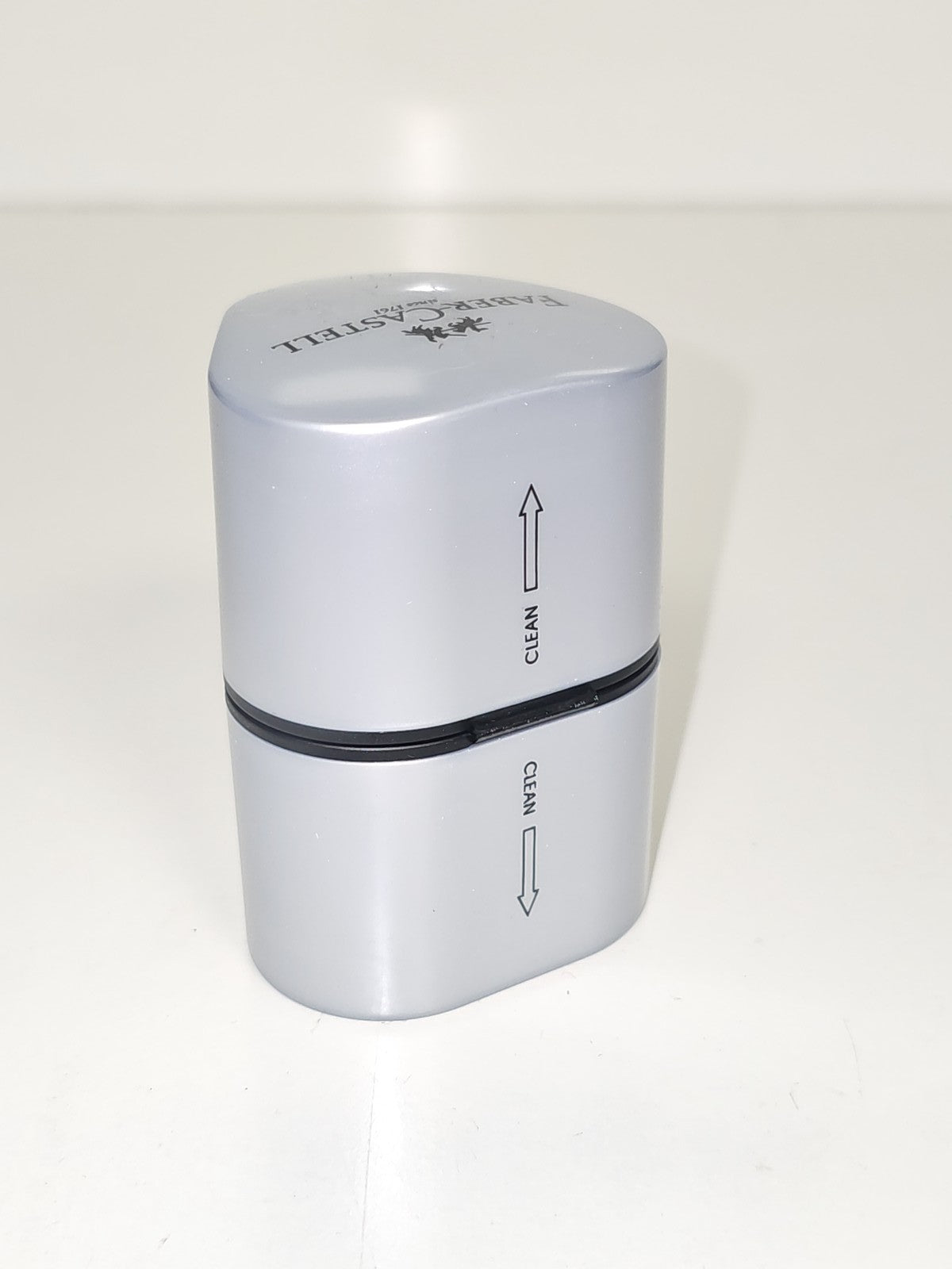 Taille-crayon Faber Castell manuel, accessoire bureau pratique de la marque Fabe
