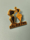 Pin's vintage Palais Bar doré, motif barman, collection bar ancien