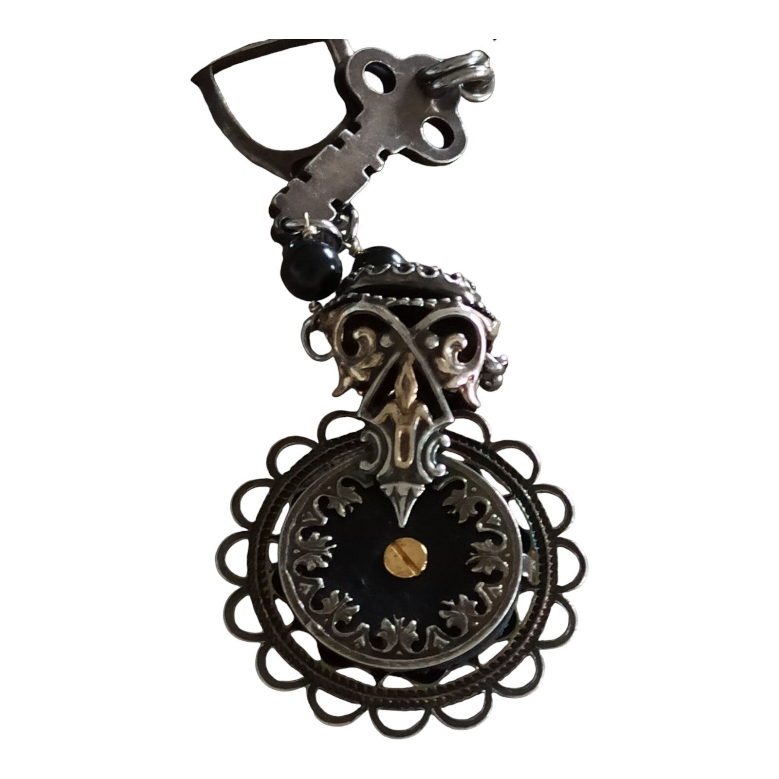 Collier steampunk rétro industriel signé, pendentif engrenages clé, design uniqu