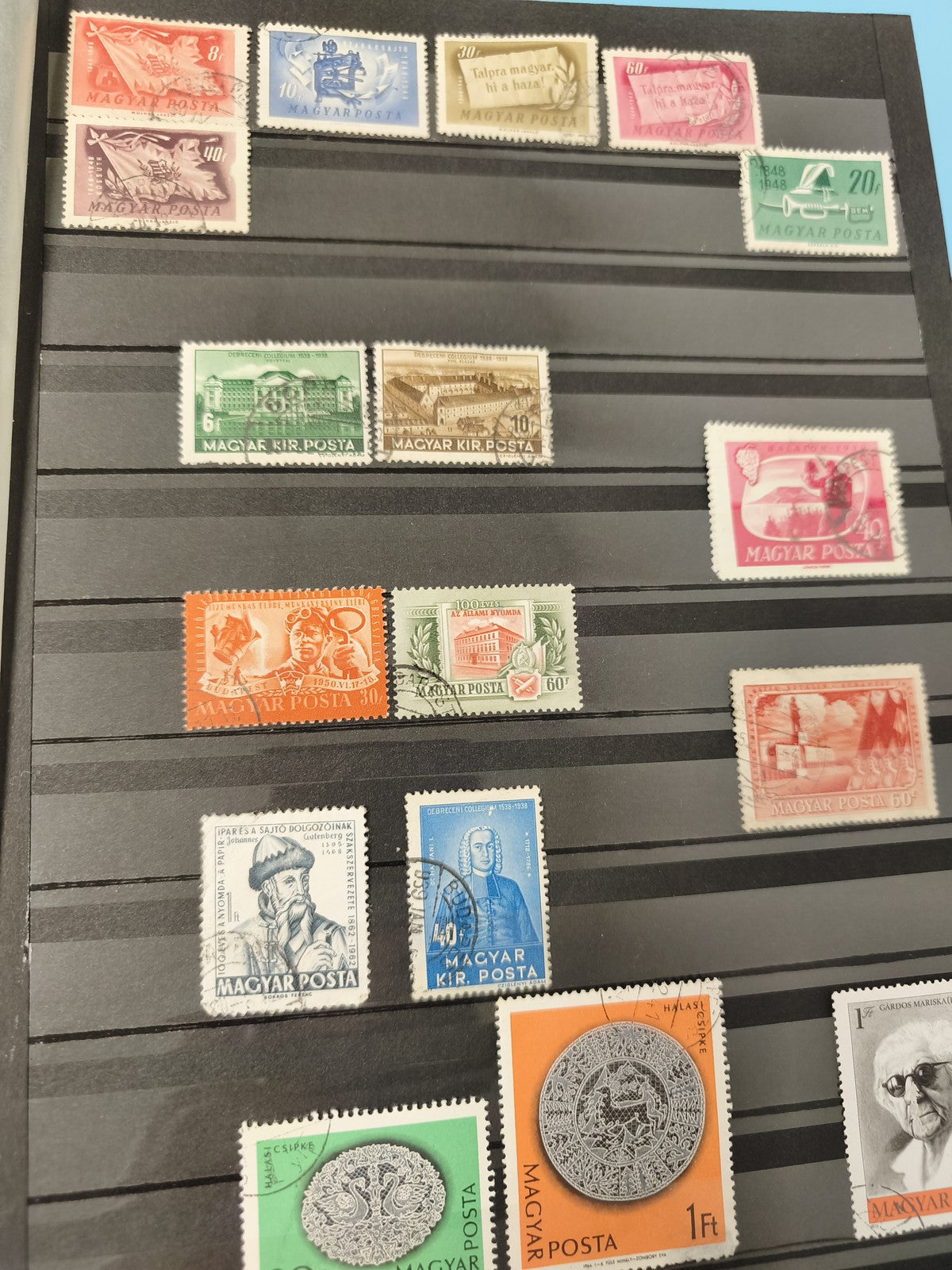 Lot anciens timbres oblitérés Hongrie Magyar Posta collection philatélie