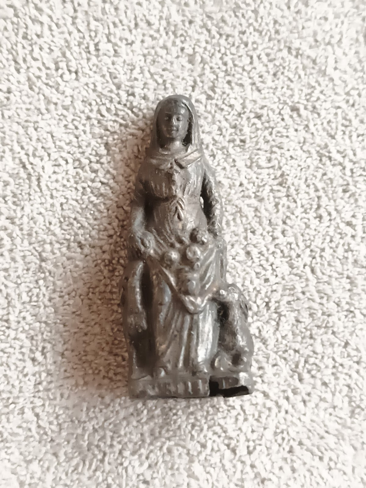 Petite statue religieuse ancienne en plomb, statuette vierge, figurine vintage