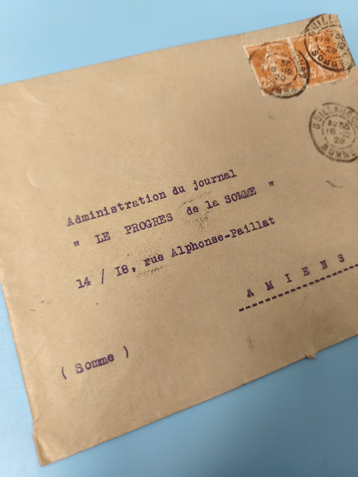 Ancienne enveloppe oblitérée début XXe, timbres orange, journalisme Amiens