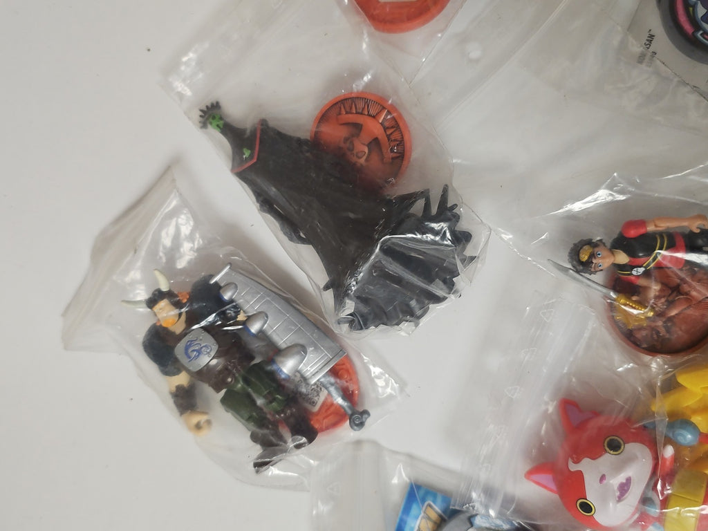 Lot de figurines Yokai Watch personnages jeu animé japonais d'occasion