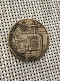 Médaille ancienne Bartolomeu Dias carte relief dorée Portugal vintage