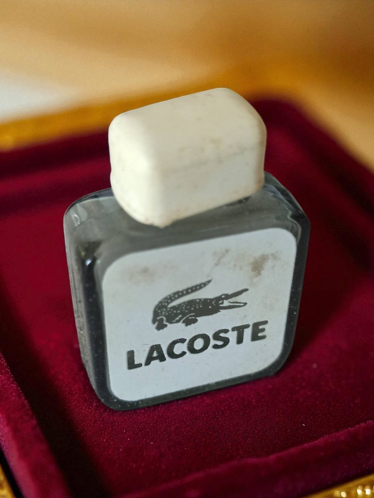 Flacon miniature parfum vintage Lacoste ancien rétro carré d'occasion
