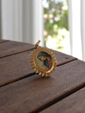 Pendentif religieux vintage doré Vierge Marie médaillon catholique ancien
