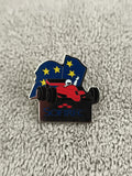 Pin's vintage Formule 1 SOFIREC drapeau européen auto sport (Ref 1)