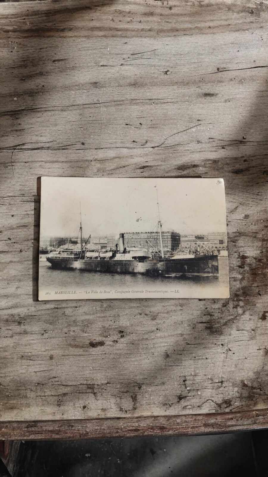 Carte postale ancienne Marseille Ville de Bône Compagnie Transatlantique paquebo