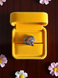 Bague fantaisie vintage rétro motif oiseau taille 43, finition argentée