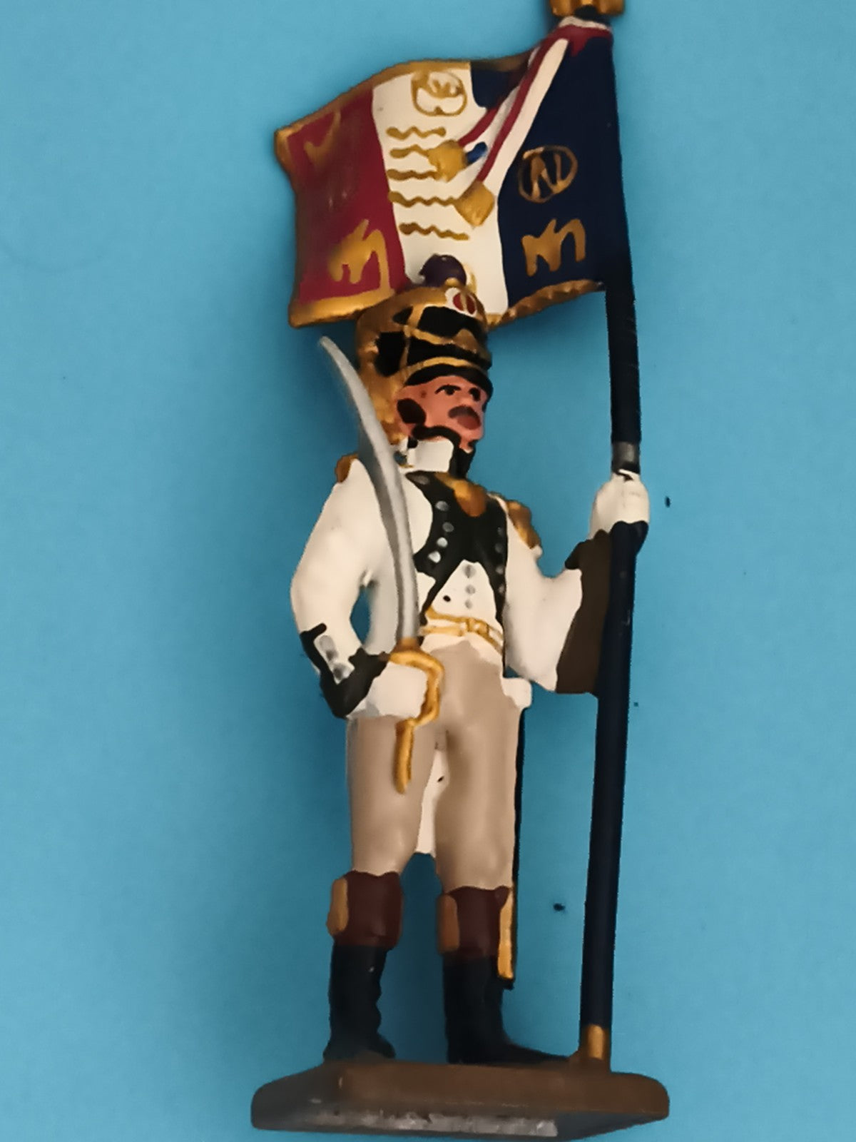 Figurine soldat empire drapeau ancien, plomb peint, uniforme blanc, vintage