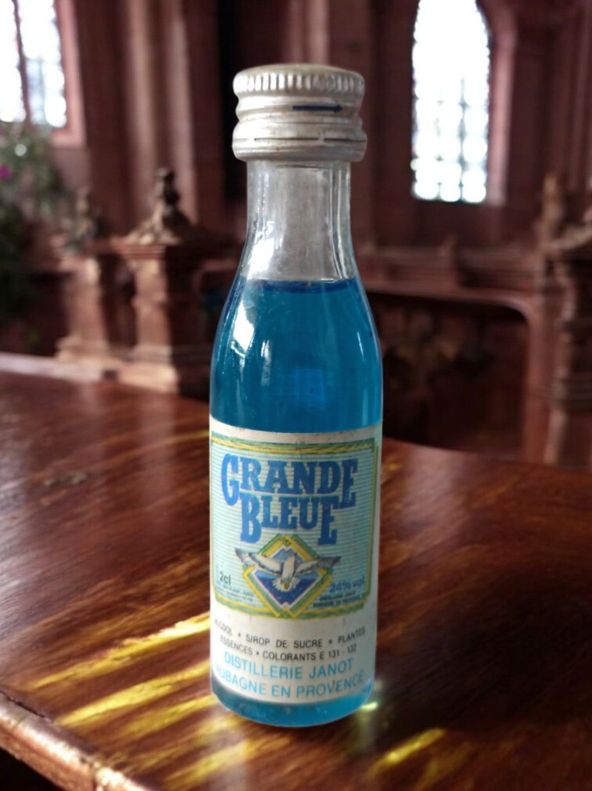 Mignonnette alcool vintage bleue Grande Bleue Distillerie Janot 2cl rétro