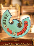 Pin's vintage football FSGT Brignoud émaillé bleu rond badge ancien