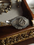 Médaille ancienne karaté France, concours arts martiaux, finition argentée