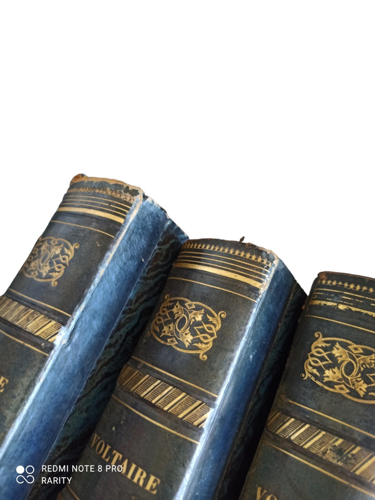 Œuvres complètes Voltaire 12 tomes cuir noir doré 1838 reliure Pantheon Littérai