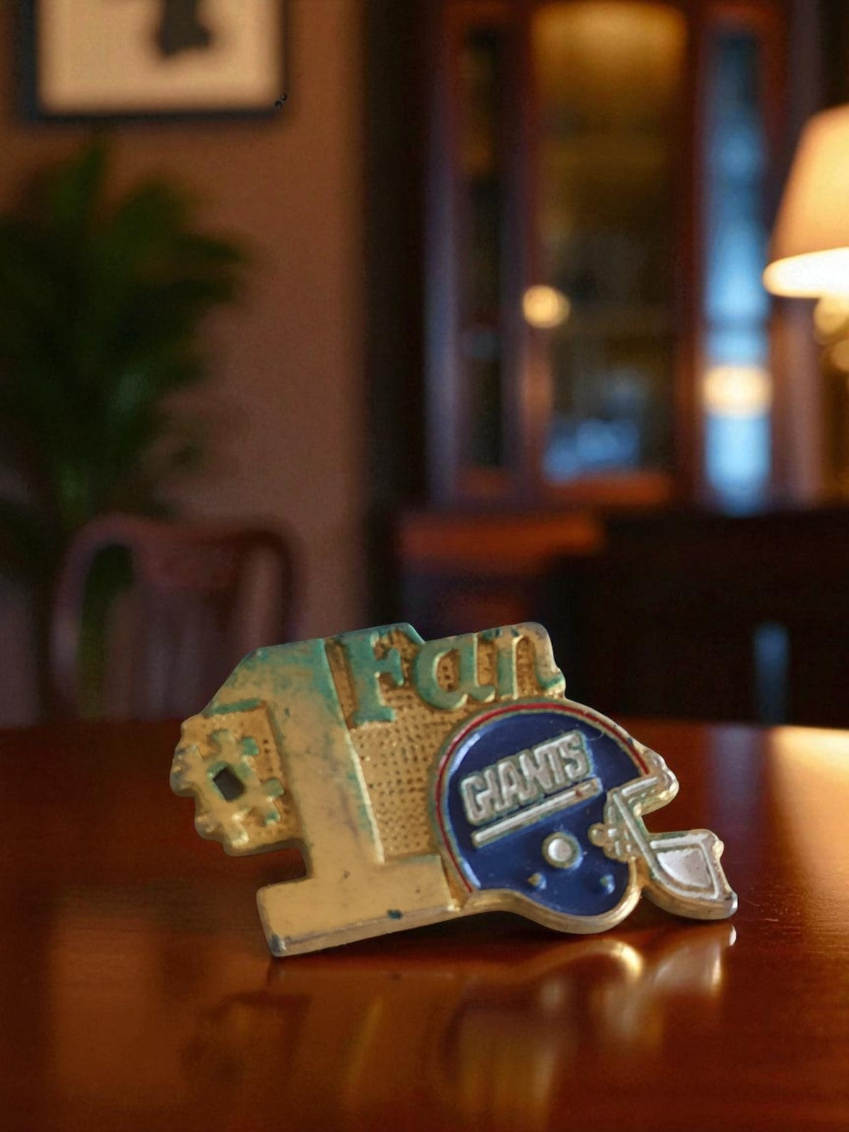 Pin's vintage NFL #1 Fan GIANTS casque bleu rétro publicitaire rare