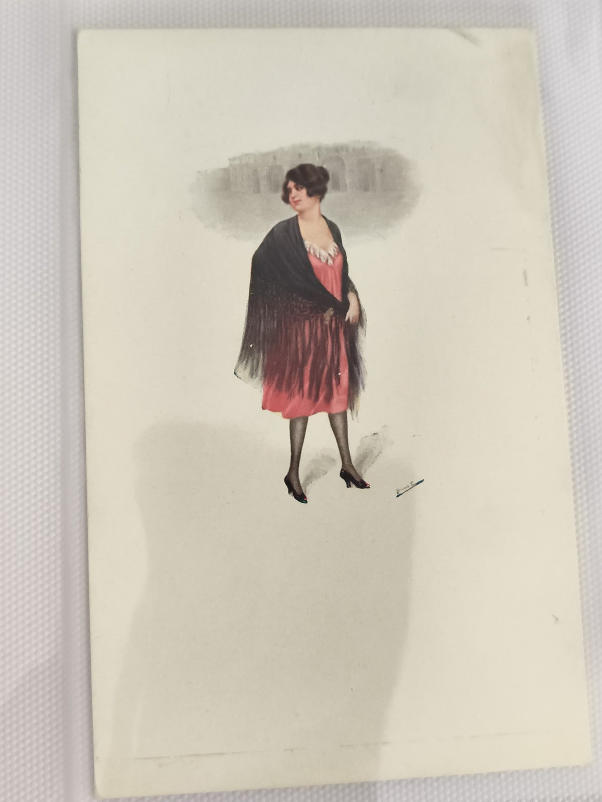 Carte postale ancienne femme Années 20 robe rose CPA illustration rétro