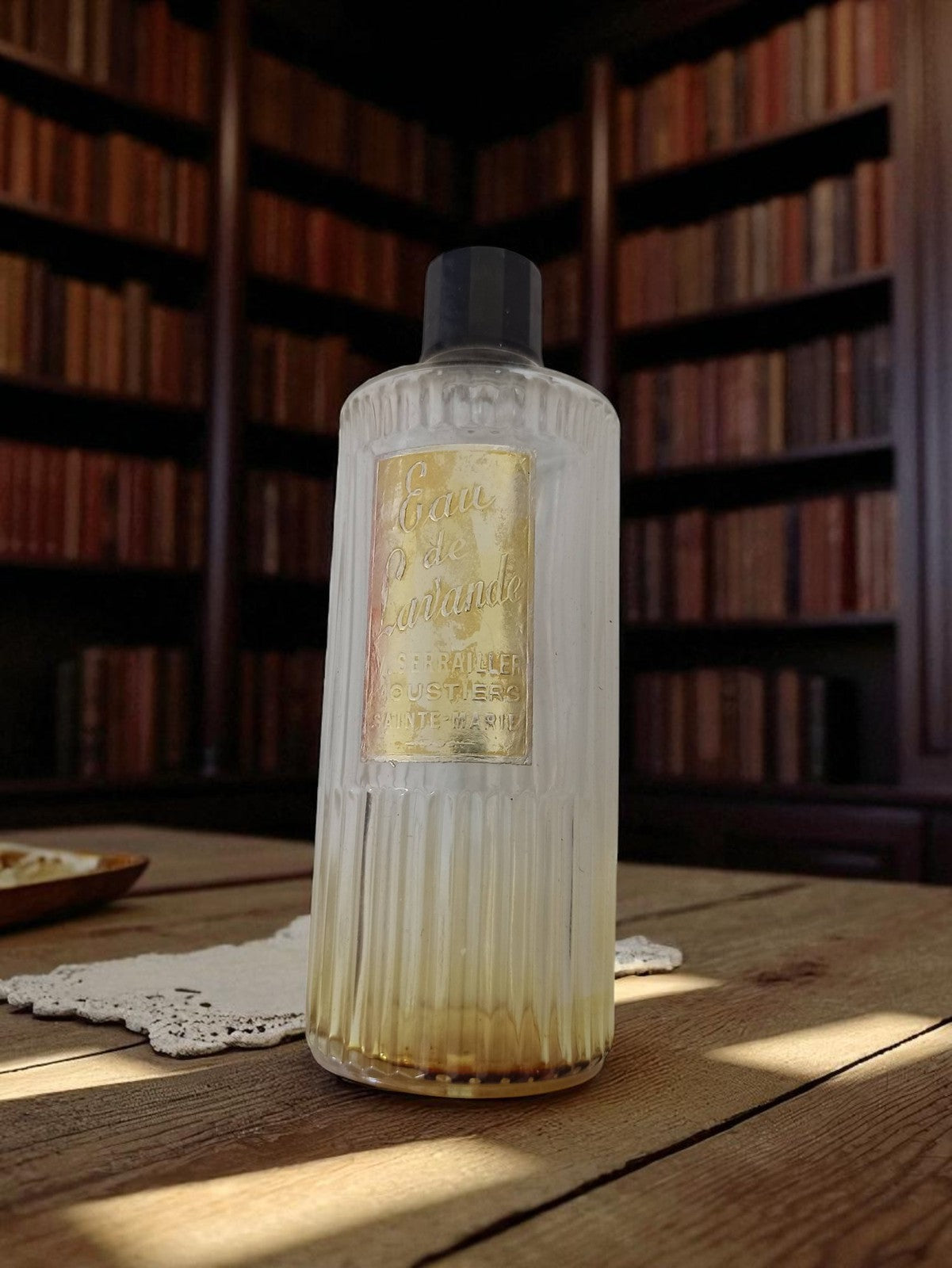 Flacon ancien Eau de Lavande SERRAILLER France, bouteille vintage déco rétro