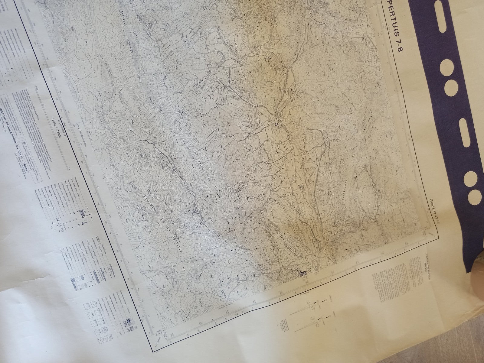 Carte topographique vintage Pertuis 7-8 France rétro pliée plan ancien