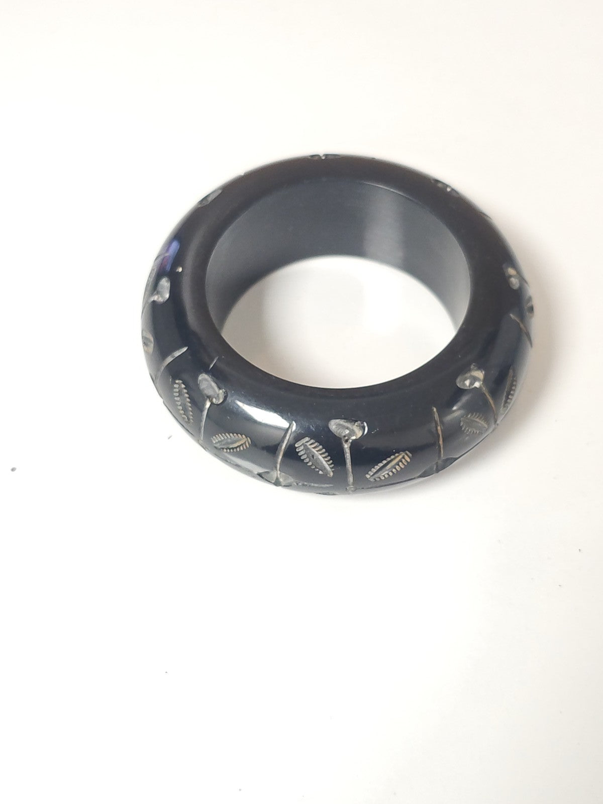 Bracelet jonc bakélite noire années 30 élégant bijou rétro art déco femme