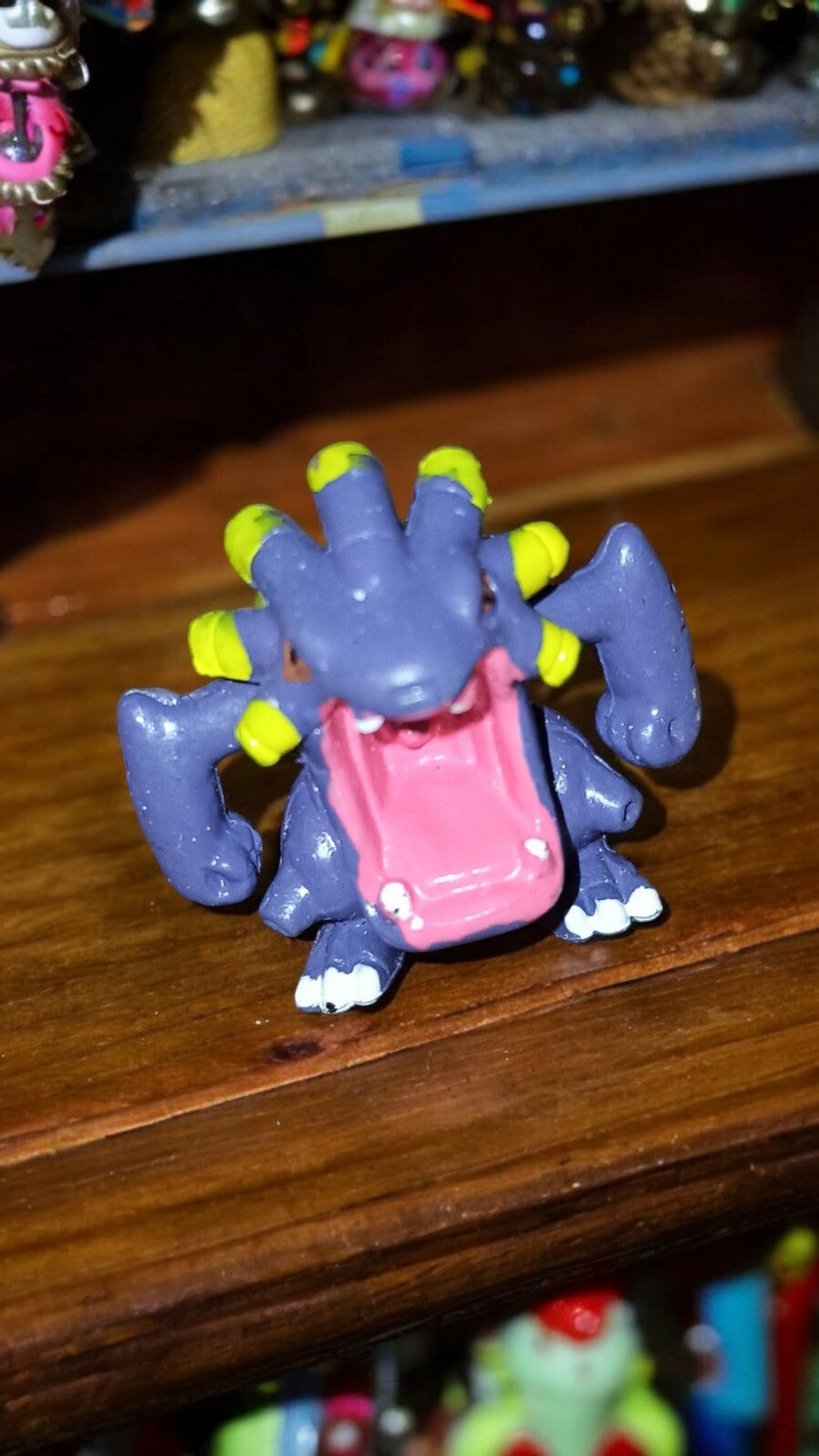 Figurine Pokémon Brouhabam 2005 2006 PVC jouet violet bouche ouverte